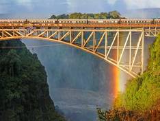 Der Rovos Zug auf der Victoria Falls Brücke